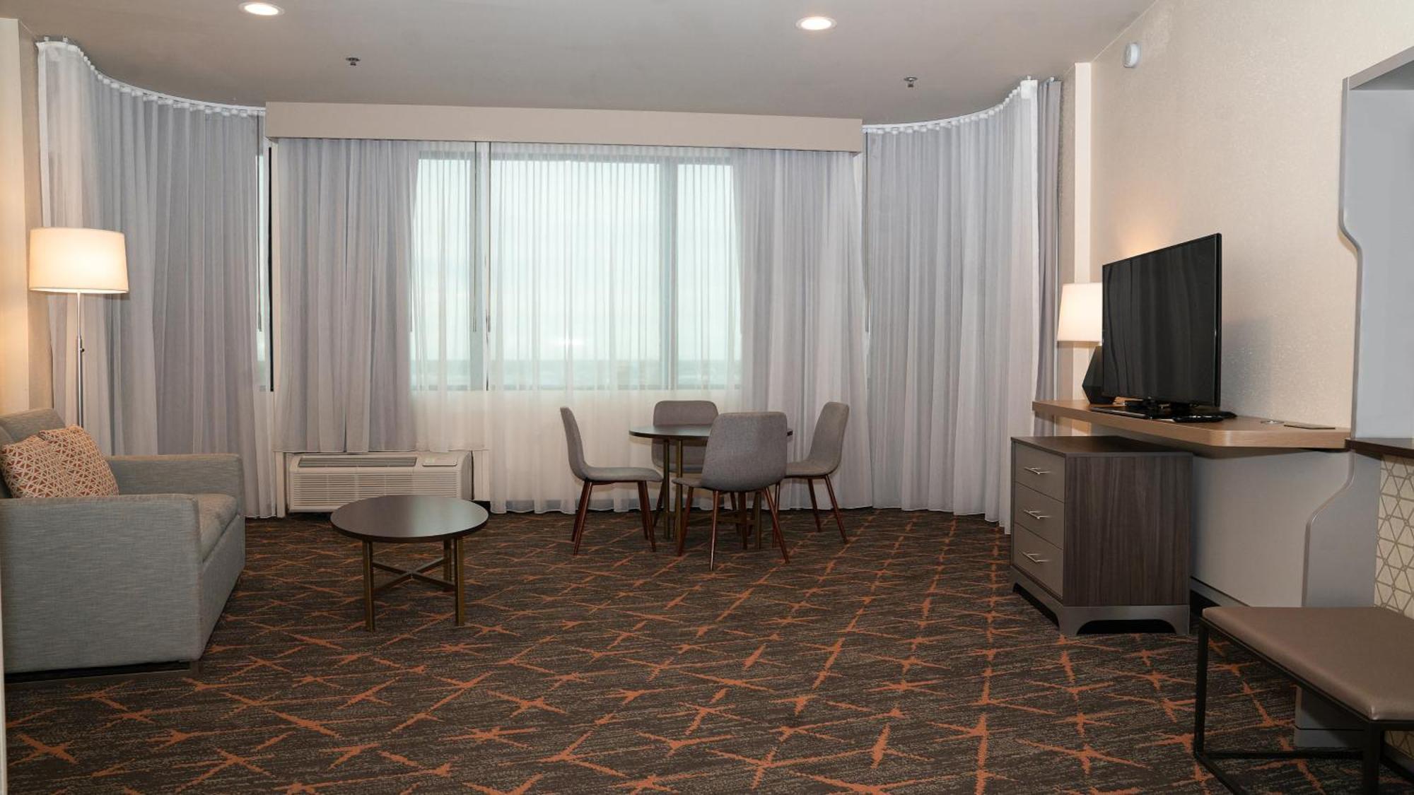 Holiday Inn New Orleans West Bank Tower By Ihg Gretna Exterior photo