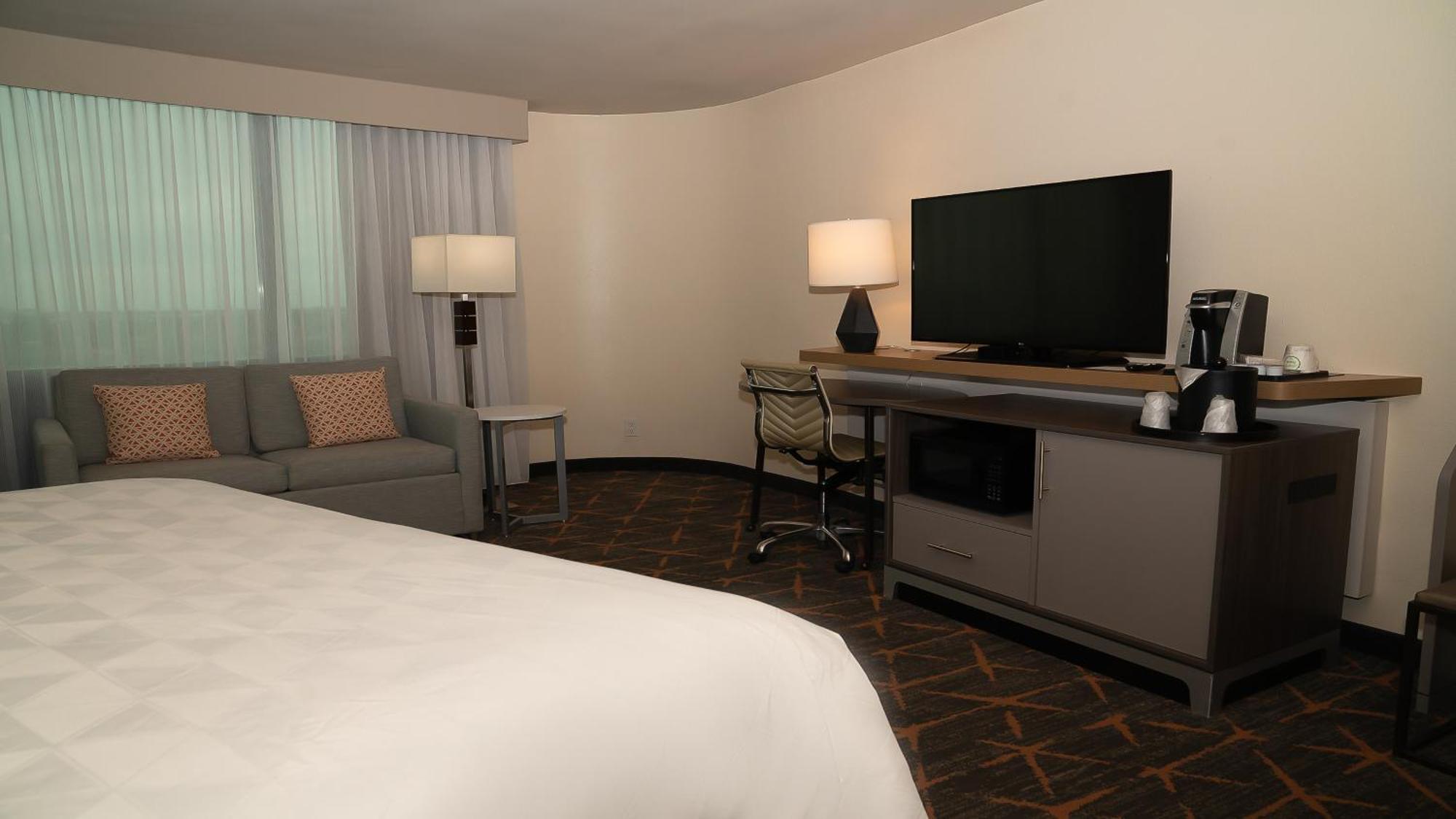 Holiday Inn New Orleans West Bank Tower By Ihg Gretna Exterior photo
