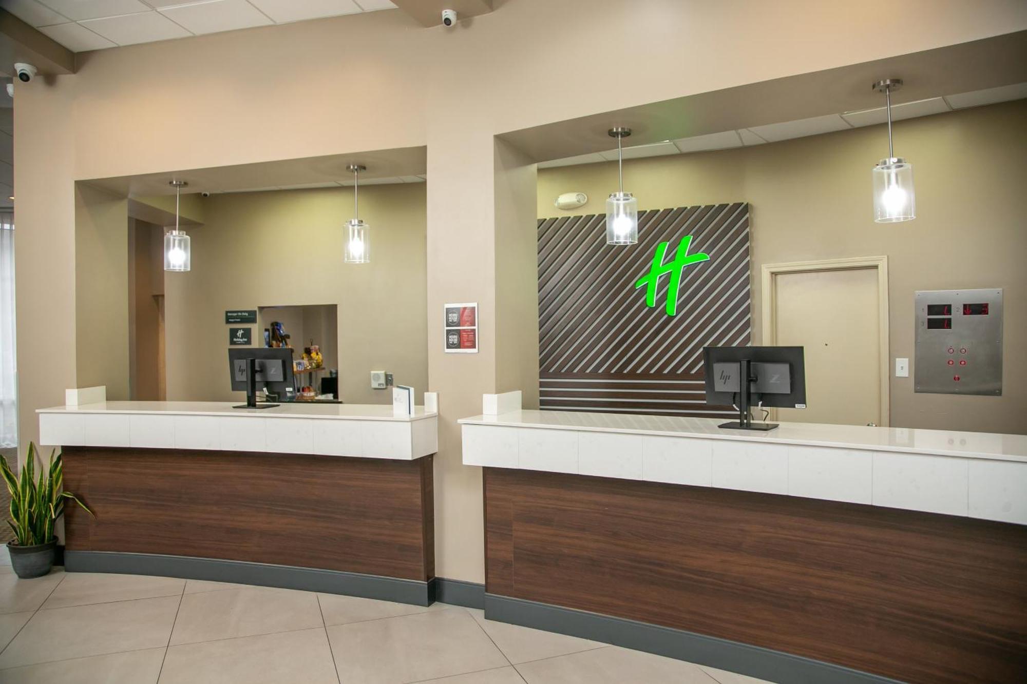 Holiday Inn New Orleans West Bank Tower By Ihg Gretna Exterior photo